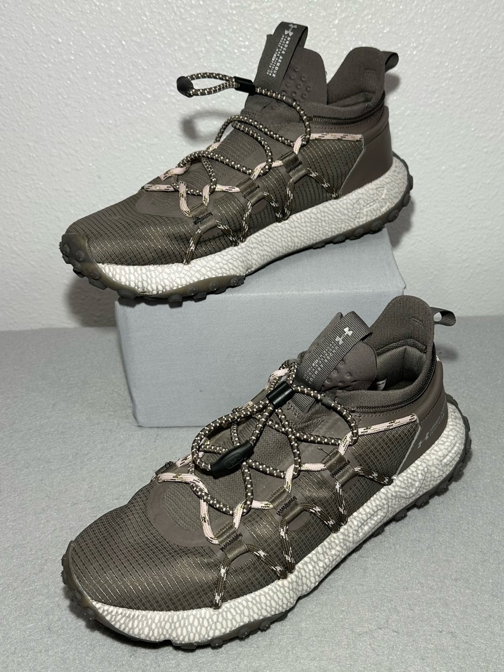 Under Armour HOVR Summit Fat Tire Cuff sneakers